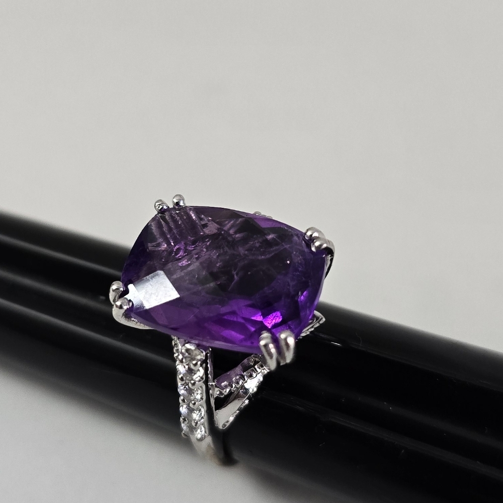 Sterling Silver 925 Purple Amethyst Solitaire Ring